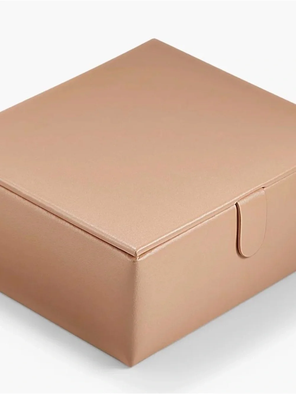 Mejuri Beige Jewelry Organizer with Ring Rolls and Compartments